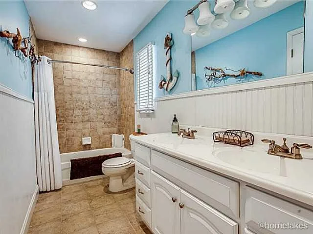 Photo of 3551 SE Court Drive