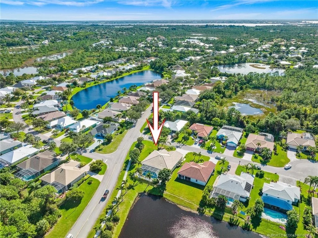 Photo of 511 NW Ember Way