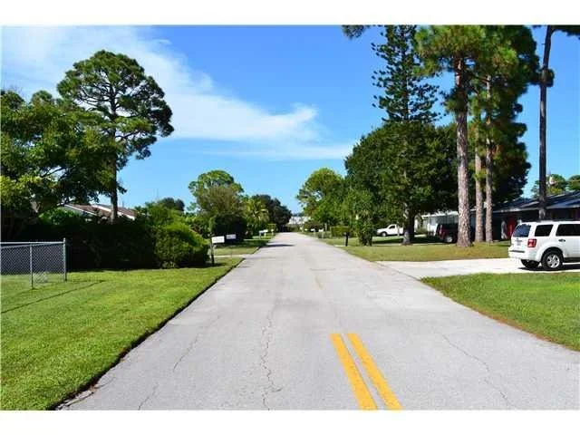 Photo of 1241 SE Seashell Lane