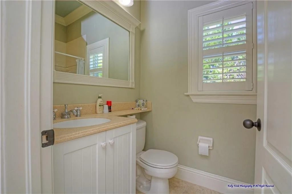 Photo of 282 SE Harbor Point Drive