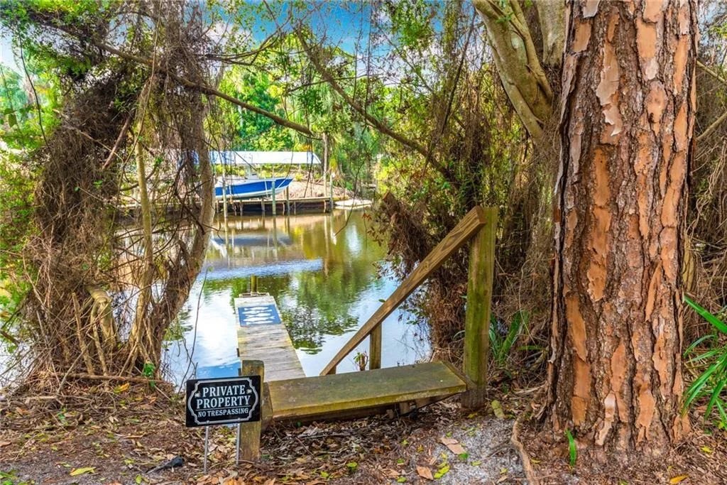 Photo of 542 SW Timber Trail
