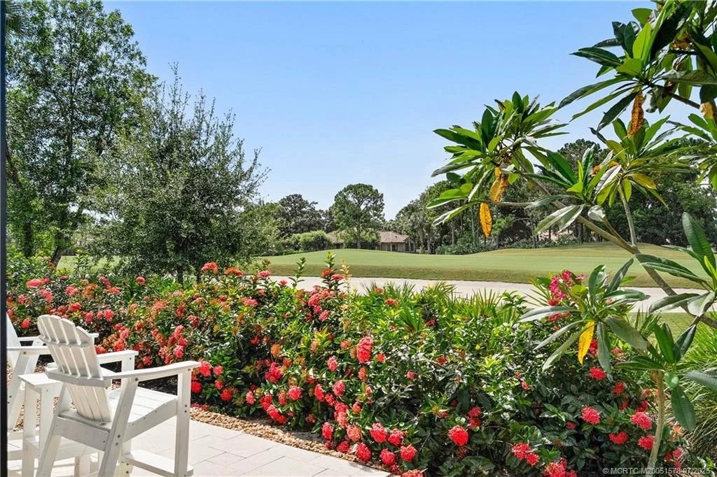 Photo of 1518 SE Cypress Glen Way