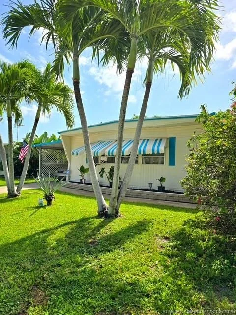 Photo of 6322 Cypress Lane