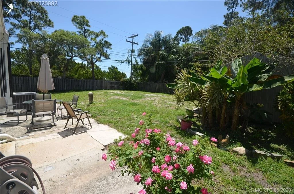 Photo of 1750 NW Sunset Boulevard