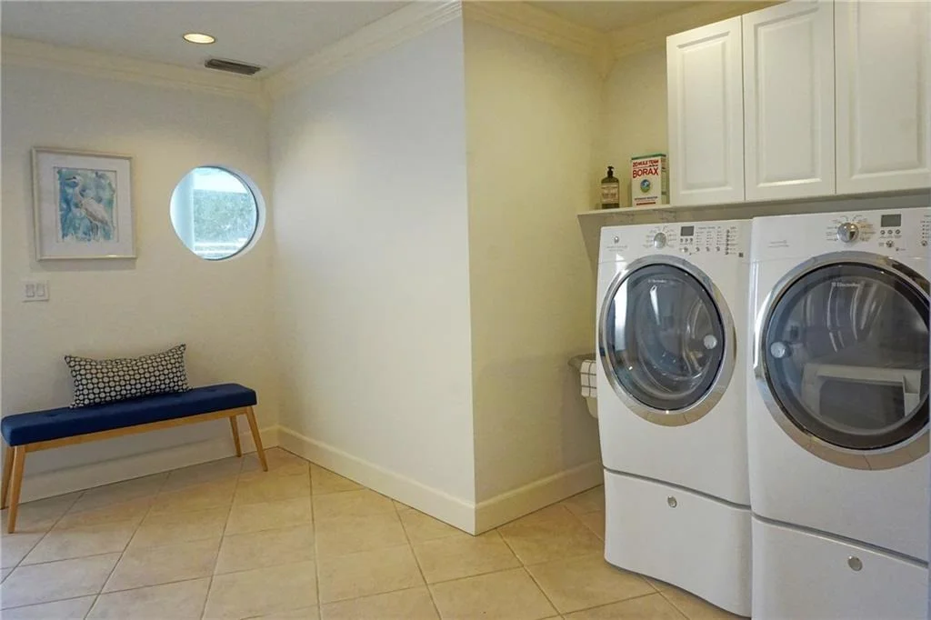 Photo of 49 W High Point Road