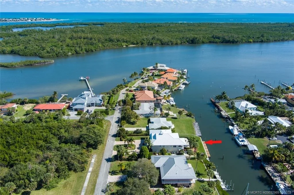 Photo of 5914 SE Horseshoe Point Road