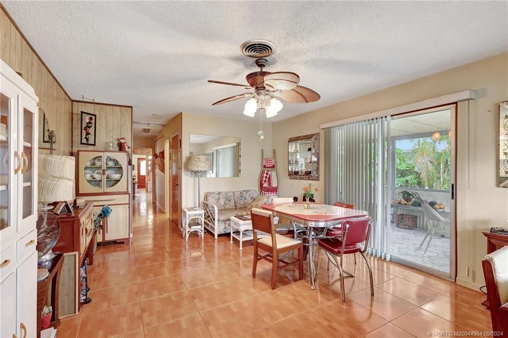 Photo of 824 SE Madison Avenue