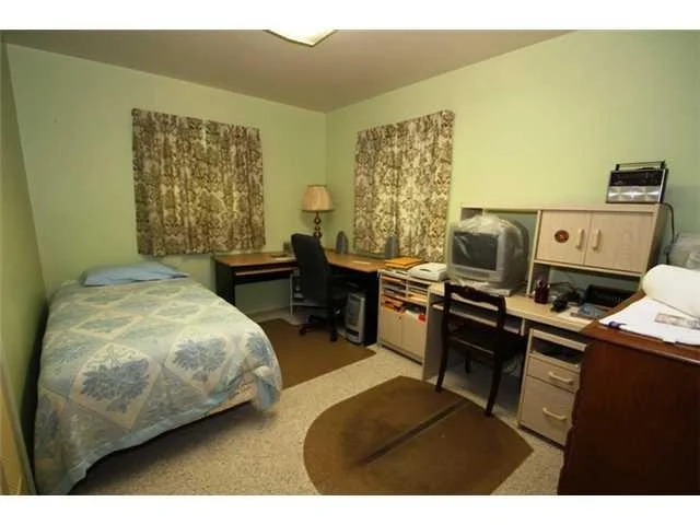 Photo of 1779 NW Sunset Boulevard