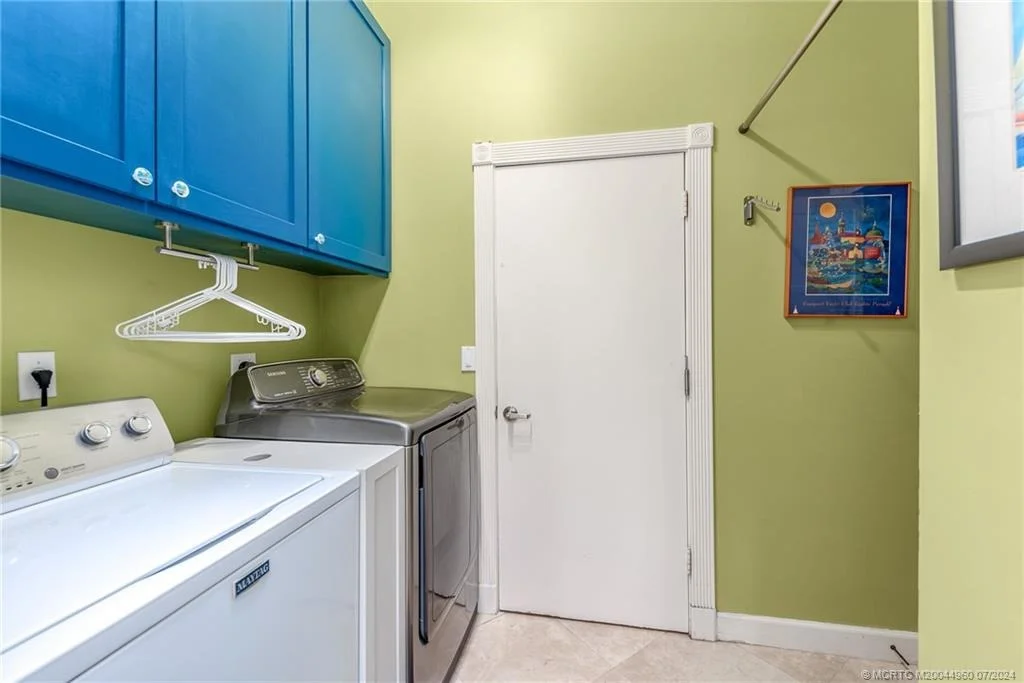 Photo of 2344 SW Danforth Circle