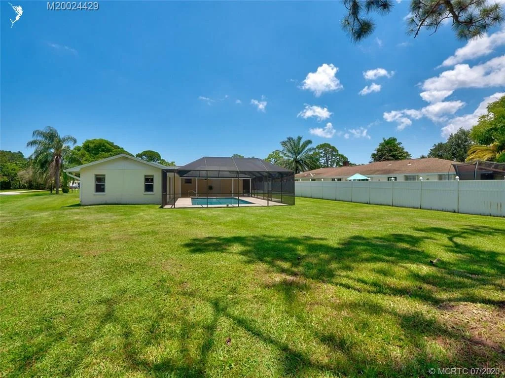 Photo of 1544 NW Spruce Ridge Drive