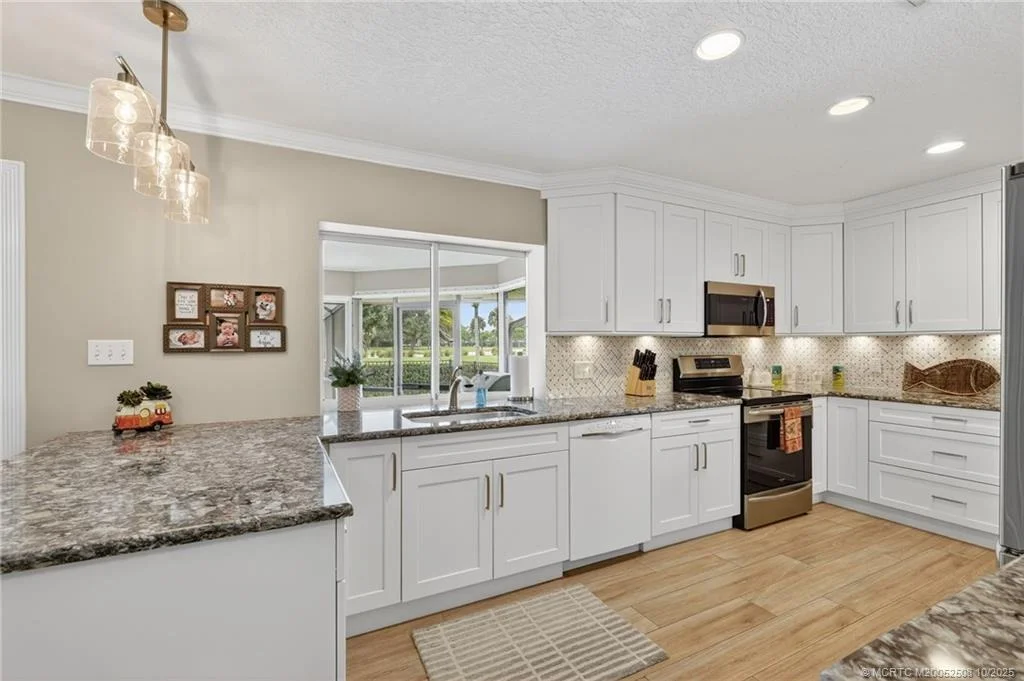 Photo of 3353 SE Fairway E