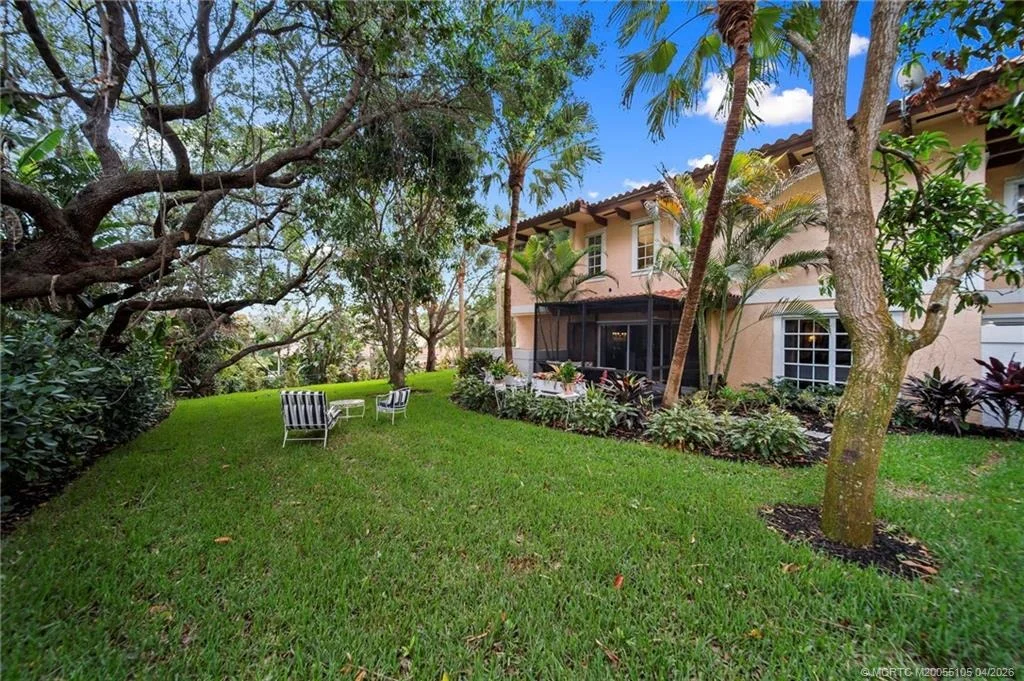Photo of 6 Castle Hill Way