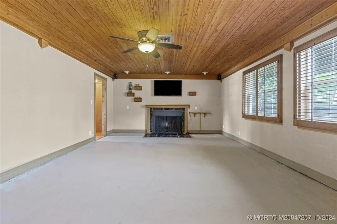 Photo of 3463 SE Narragansett Terrace