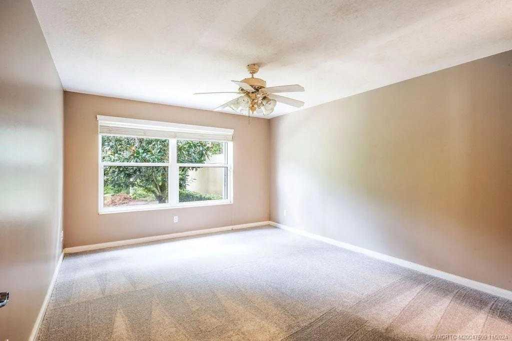 Photo of 900 SW Balmoral Trace