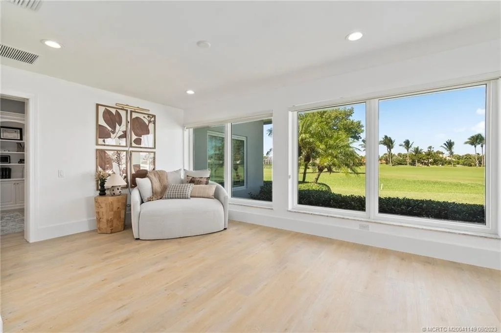 Photo of 6741 SE Harbor Circle