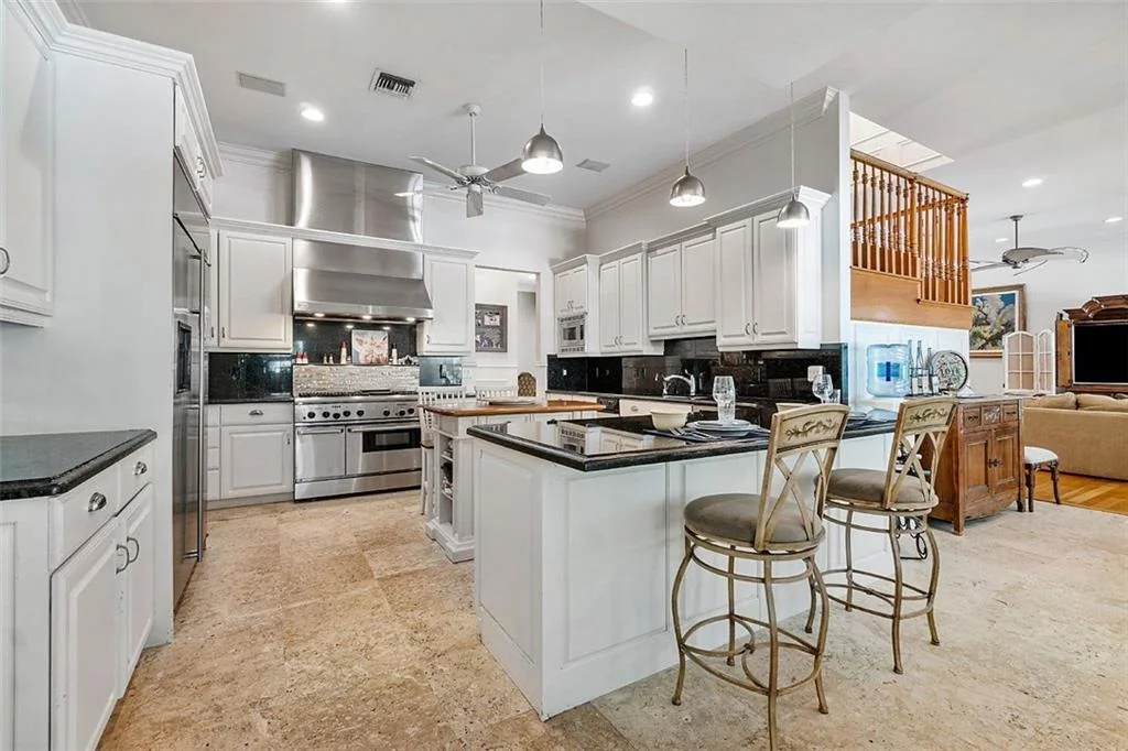 Photo of 5321 Point Lane E