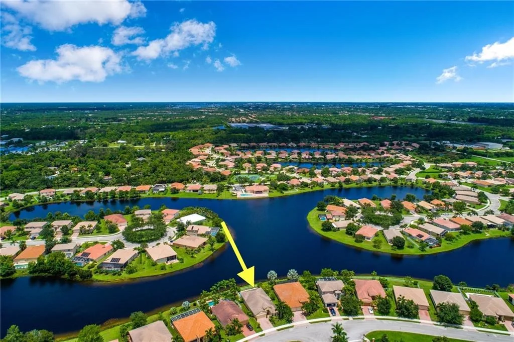 Photo of 1437 SE Legacy Cove Circle