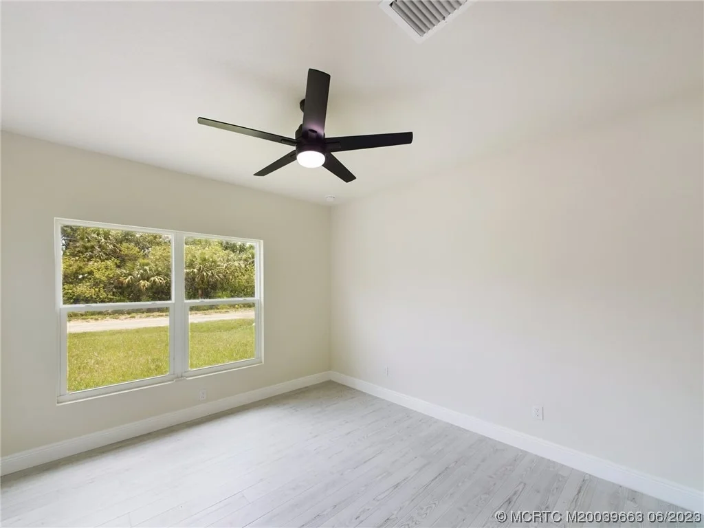 Photo of 9181 100th Avenue