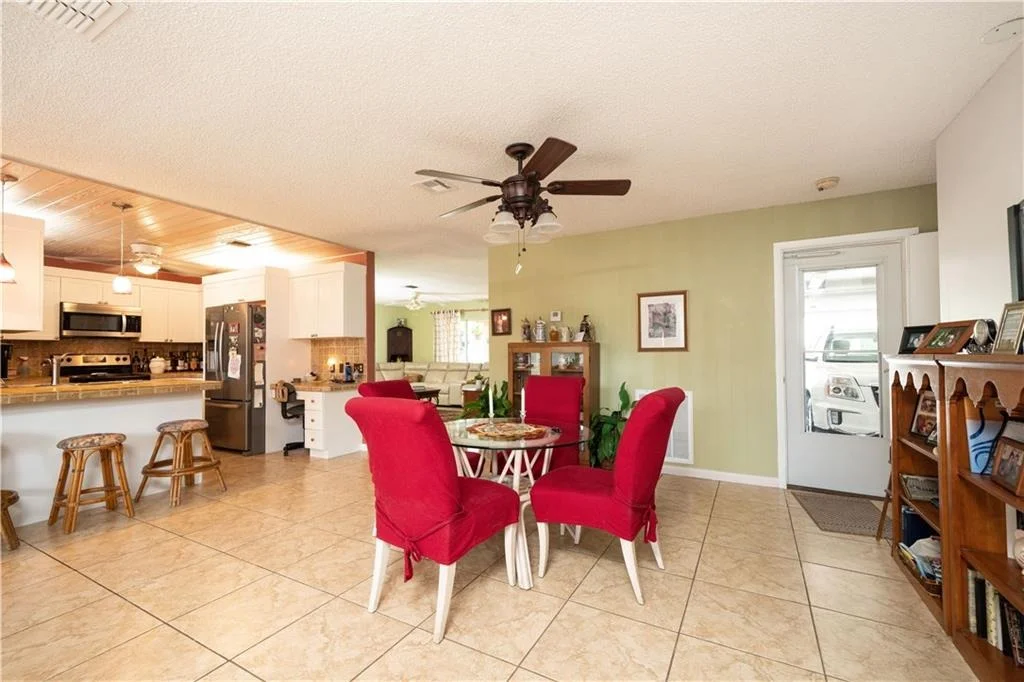 Photo of 241 SE Tressler Drive