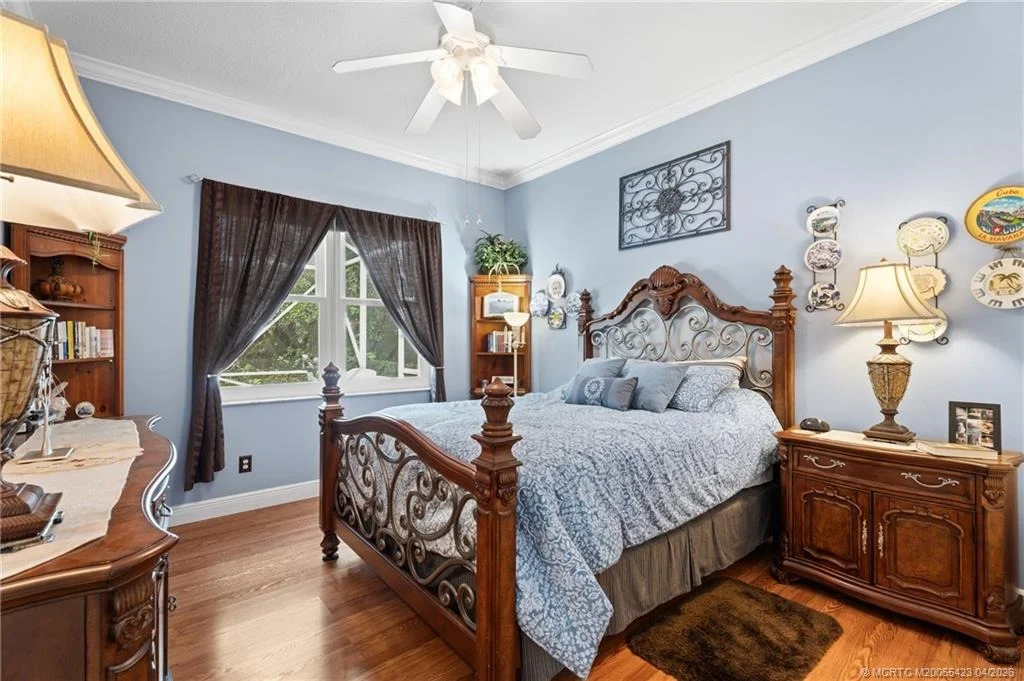 Photo of 917 SW Blue Stem Way