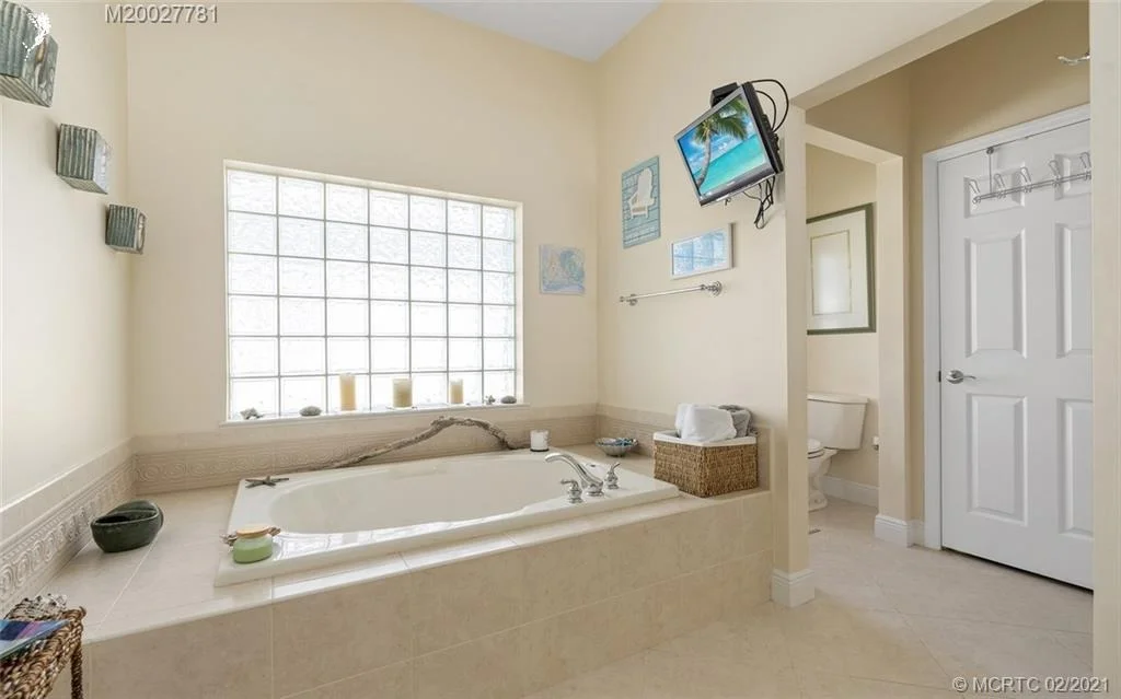 Photo of 2044 NW Chenille Lane