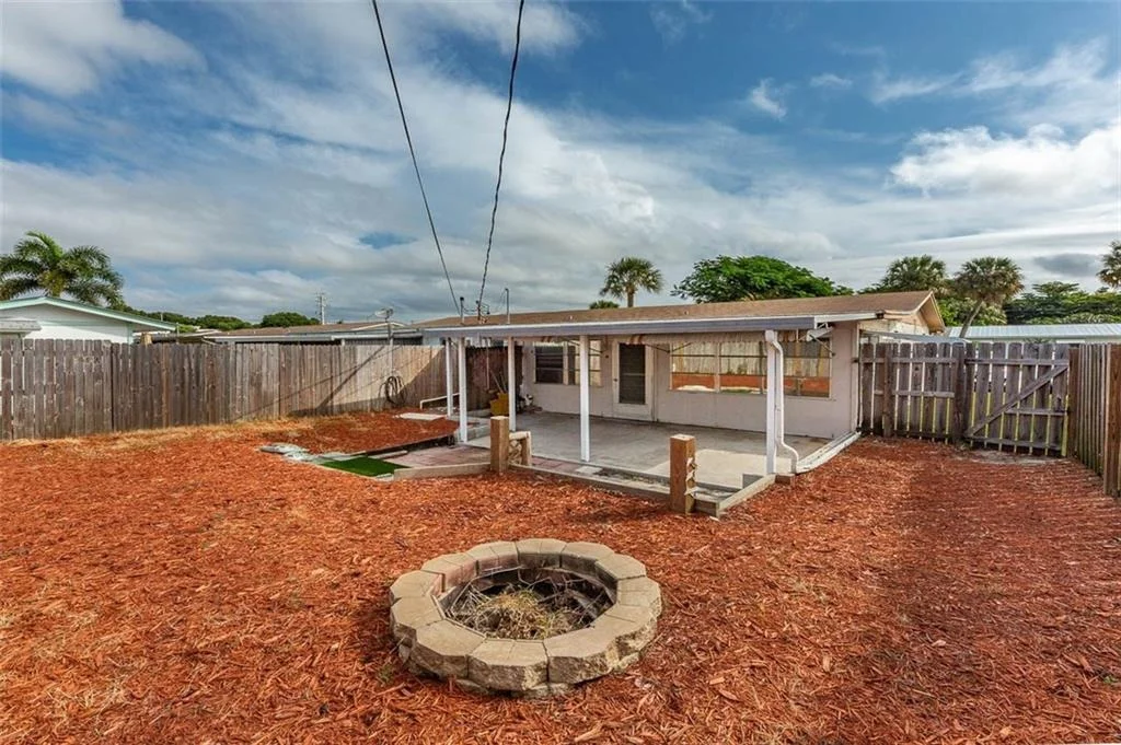 Photo of 414 SE Fini Drive