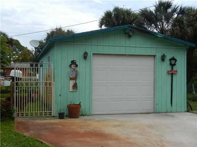 Photo of 4186 SE Westfield Street