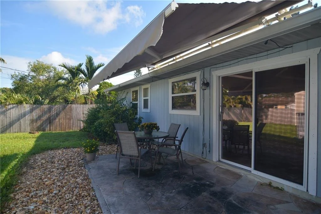 Photo of 5612 SE Laguna Avenue