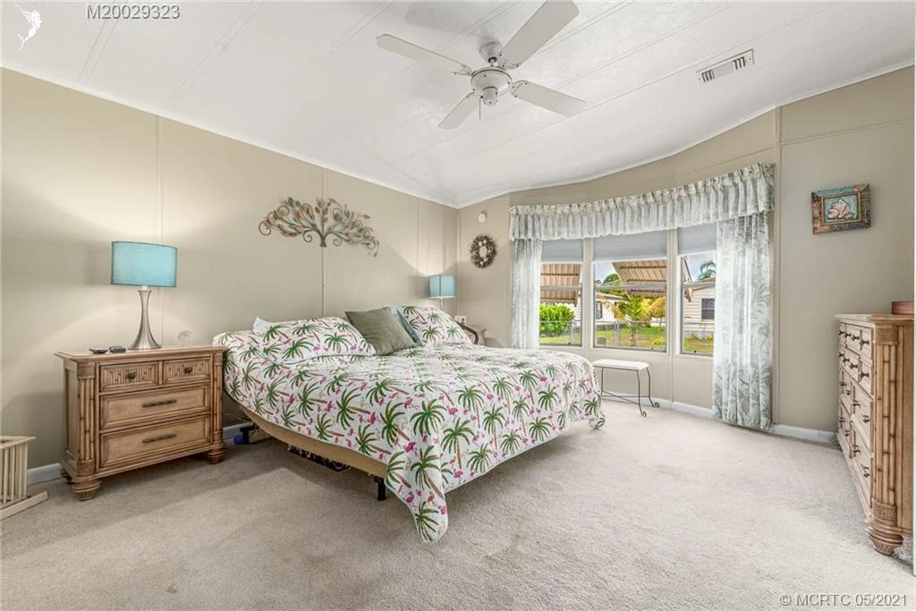 Photo of 2886 SW Thunderbird Trail