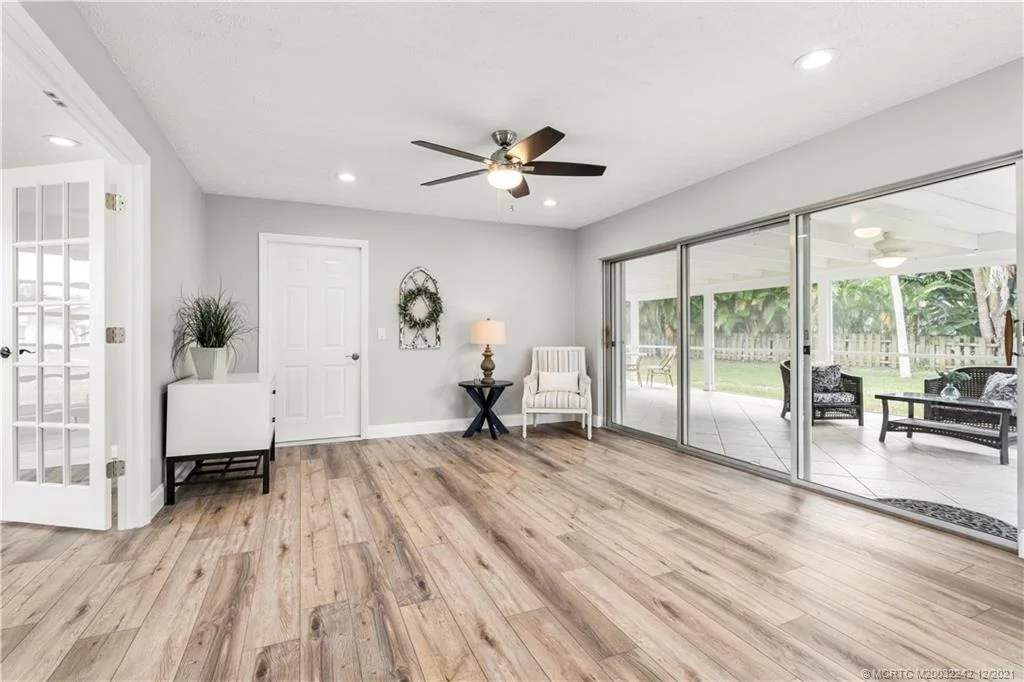 Photo of 693 NW Spruce Ridge Drive