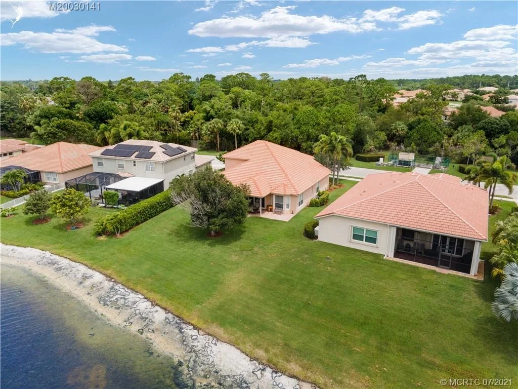 Photo of 1385 SE Legacy Cove Circle