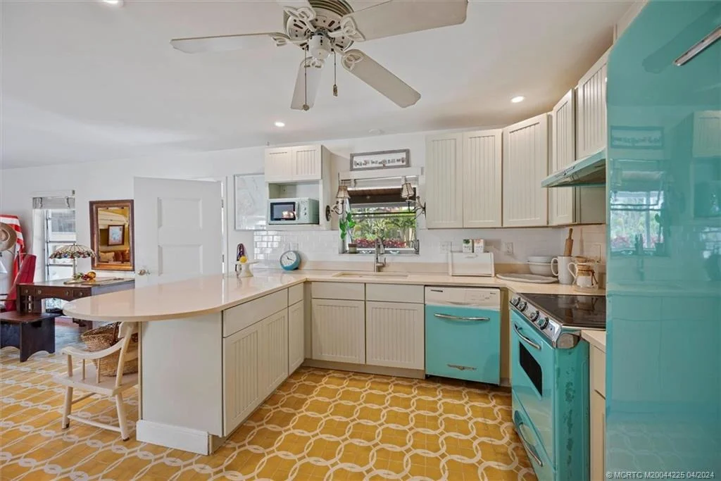Photo of 111 S Sewalls Point Road