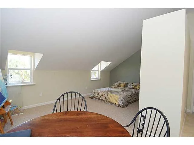 Photo of 418 SE KRUEGER Parkway
