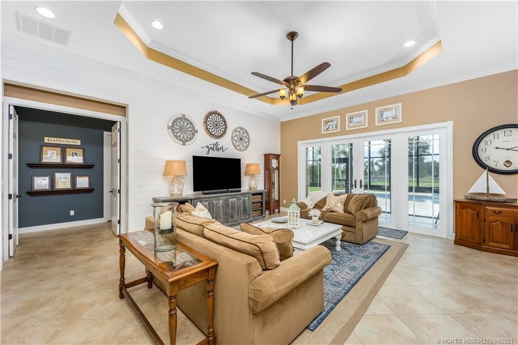Photo of 571 SE Tres Belle Circle