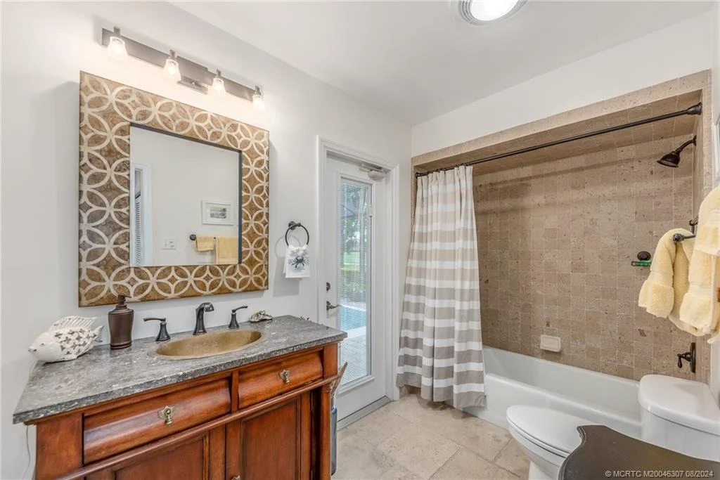 Photo of 4273 SE Fairway E