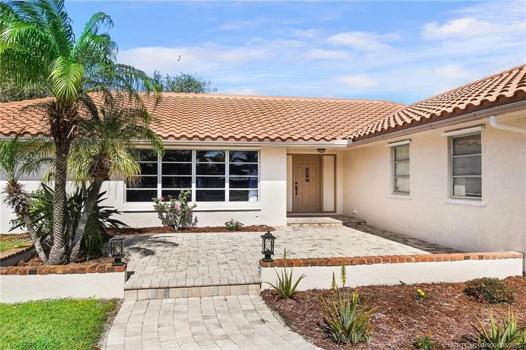 Photo of 2457 NW Everglades Boulevard