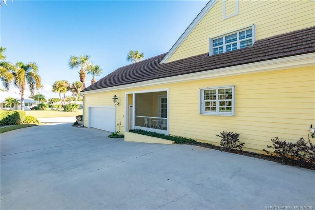 Photo of 3360 SE Golf Trail