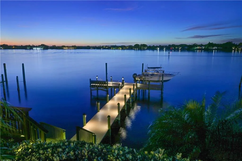 Photo of 37 W High Point Road