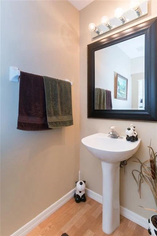 Photo of 143 SW Thrasher Way