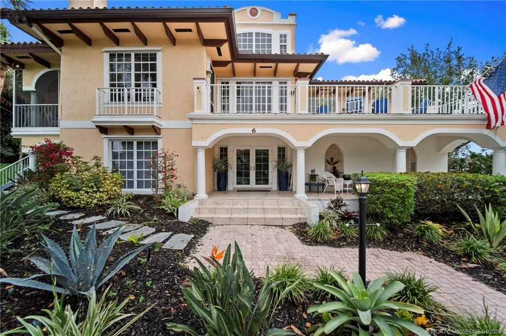 Photo of 6 Castle Hill Way