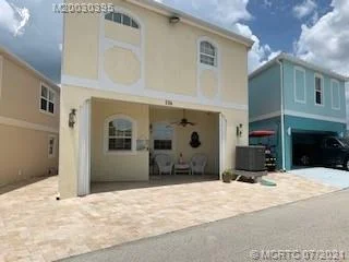 Photo of 236 Nettles Boulevard