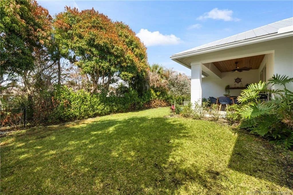 Photo of 5169 SE Horseshoe Point Road