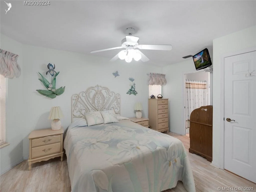 Photo of 198 Nettles Boulevard