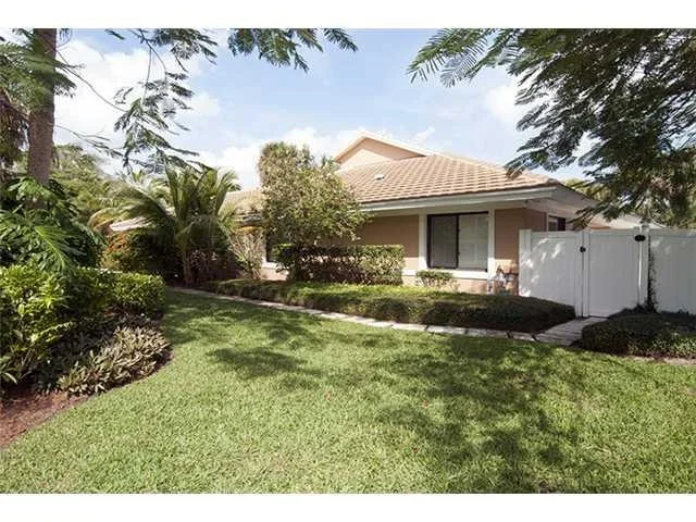 Photo of 121 Hillcrest Drive