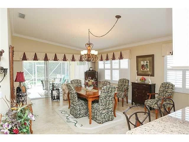 Photo of 844 SW Tamarrow Place