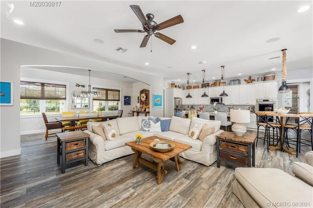 Photo of 1540 NW Fork Road