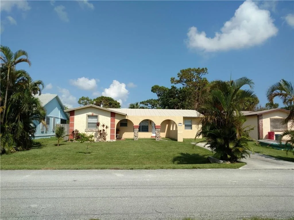 Photo of 3191 SE Hibiscus Street