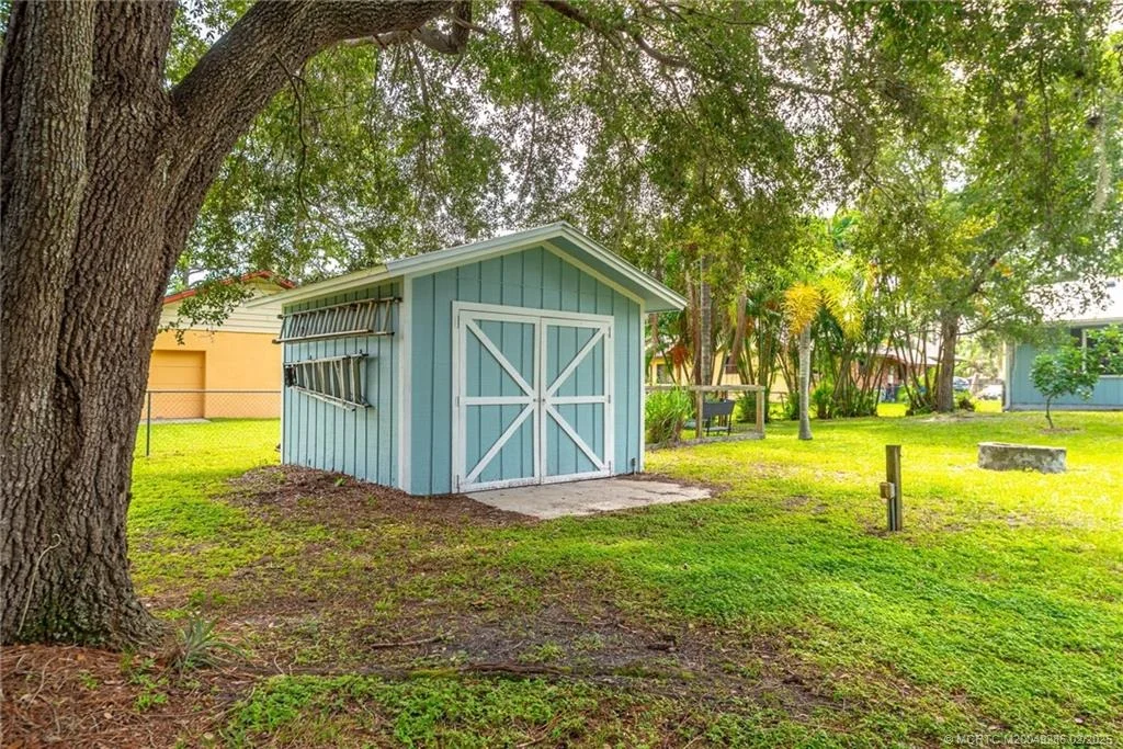 Photo of 1707 SW Buckskin Trail