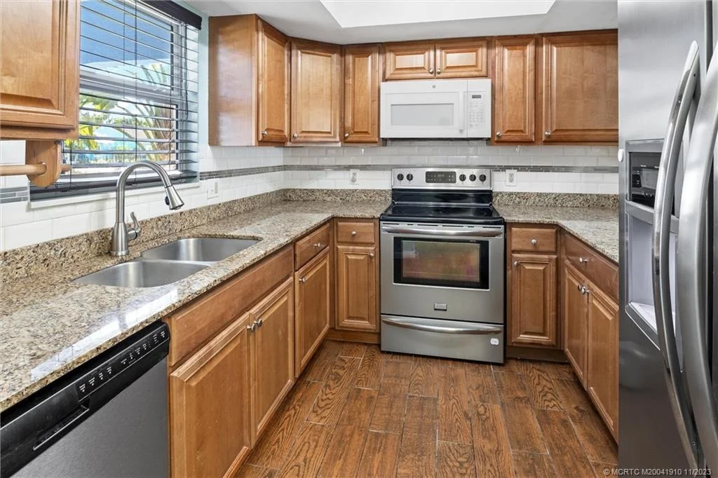 Photo of 5878 SE Mitzi Lane