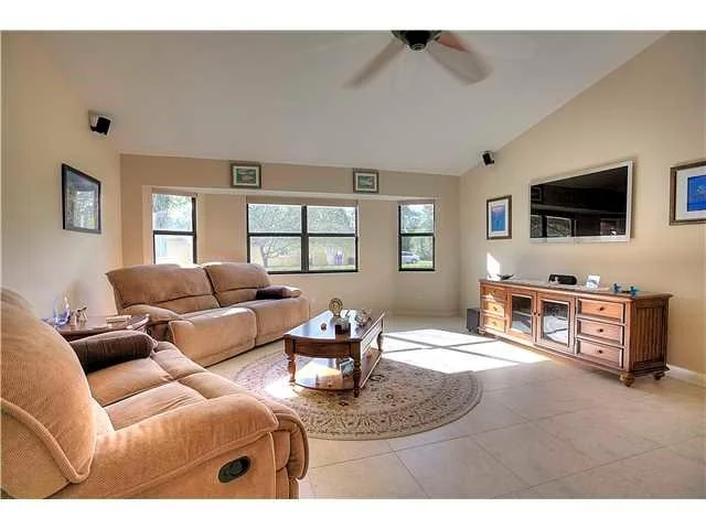Photo of 2090 SW Hackman Terrace